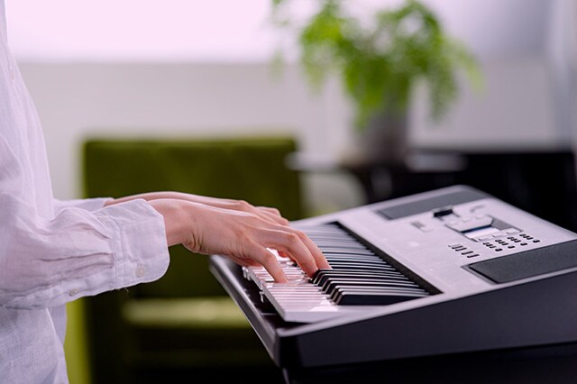 PSR-E373 - Overview - Portable Keyboards - Products - Keyboard