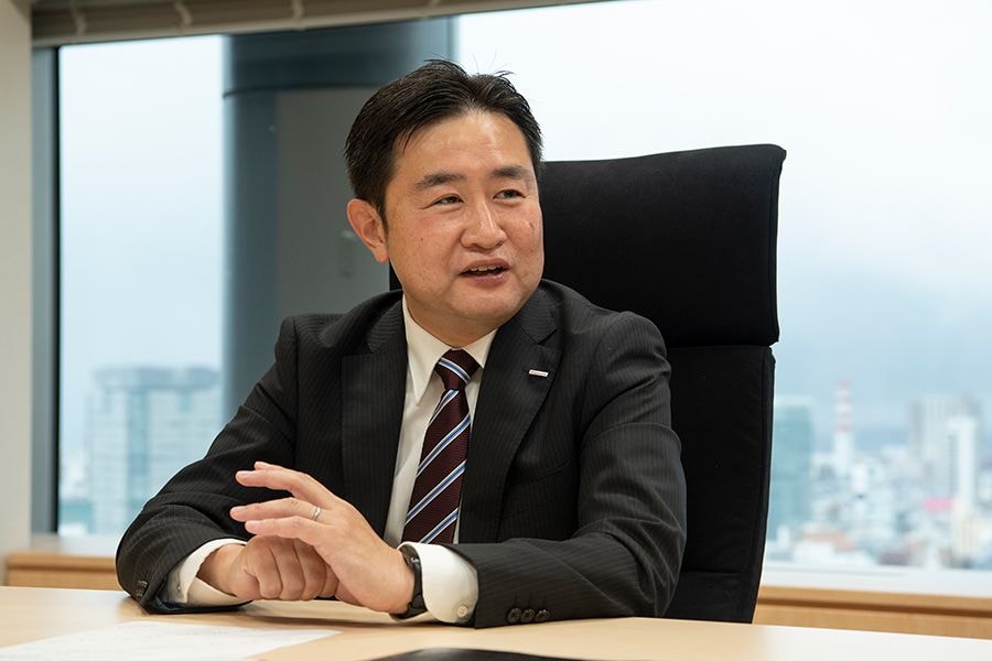 În primul rând, aveți amabilitatea de a ne oferi o prezentare generală a NTT DoCoMo și a filialei Tohoku?